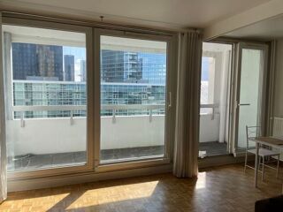  Appartement à louer 3 pièces 74 m²