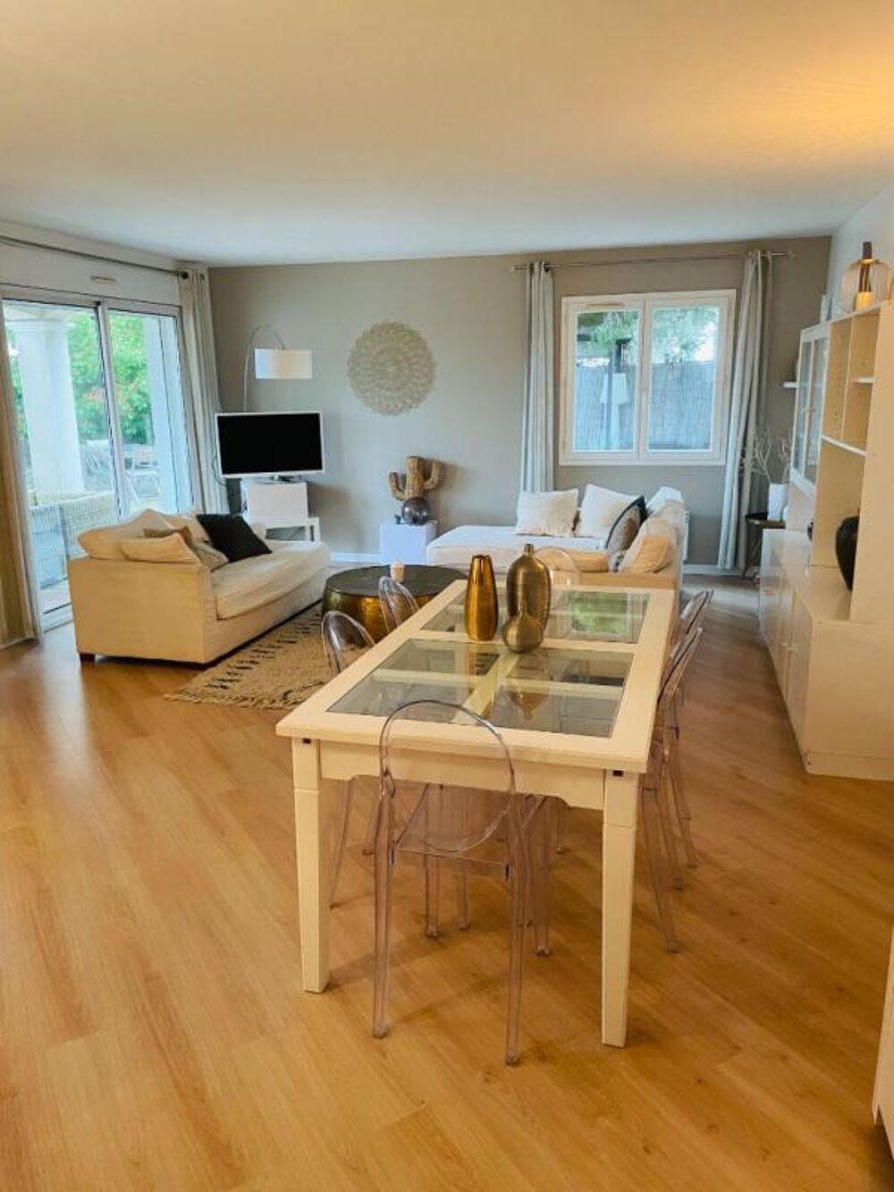 � vendre  Maison M�ze (34140)