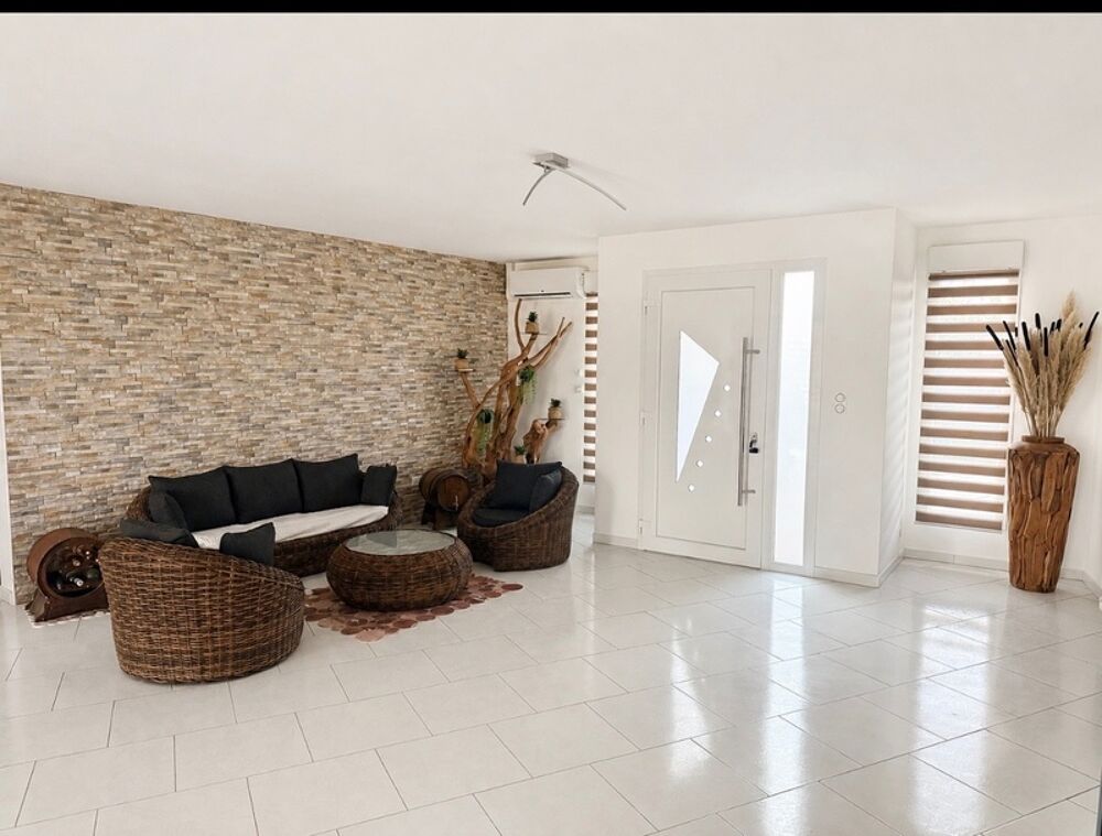 Maison à vendre 4 pièces GIFFAUMONT CHAMPAUBERT (51)