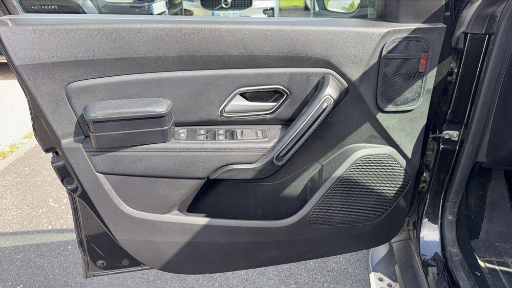 Duster 1.3 TCe 150 EDC6 Journey - Automatique Entretien constructeu 2023 occasion 37230 Fondettes