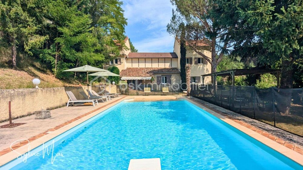 Propriété de caractère & gîte indépendant sur 1,5 ha  Deux piscines