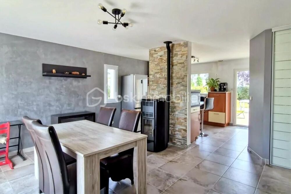 Vente Maison EN EXCLUSIVITÉ – MAISON FAMILIALE DE 175 M² À SAINT-DIDIER proche de l'axe rennes-paris, gare, sans vis à vis Saint didier