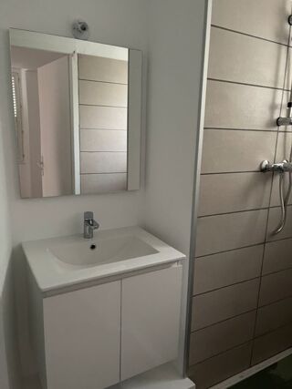  Appartement à louer 2 pièces 36 m²