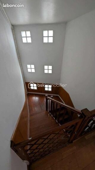  Propri�t�/ch�teau � vendre 7 pi�ces 106 m�