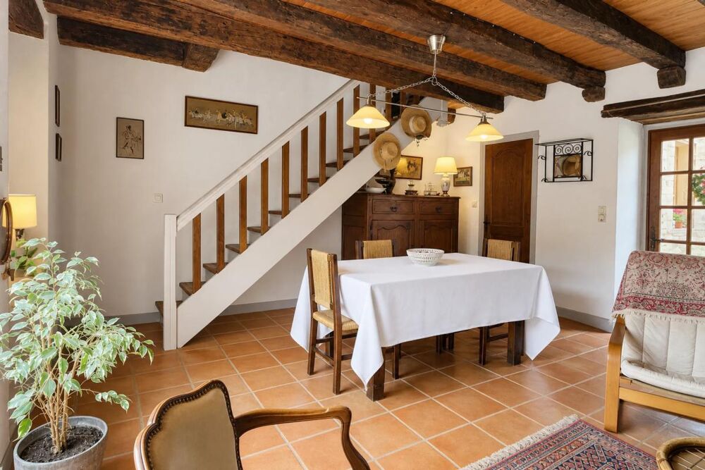 Vente Maison Maison de 5 pièces de 107 m² à Saint-Cernin-de-l'Herm Saint cernin de l herm