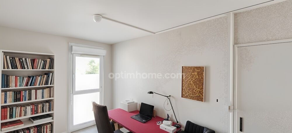 25200 GRAND CHARMONT  APPARTEMENT T3  2 CHAMBRES  LUMINEUX