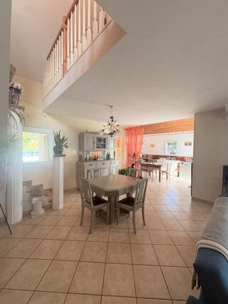 Vente Maison NOZAY -Maison familiale avec un grand terrain Nozay