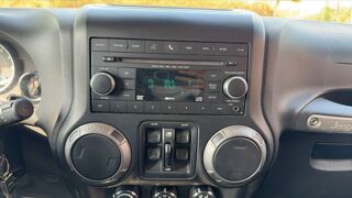 Wrangler JKU 2.8 CRD 200 4WD Sport - Toit ouvrant 2014 occasion 88100 Saint Die Des Vosges