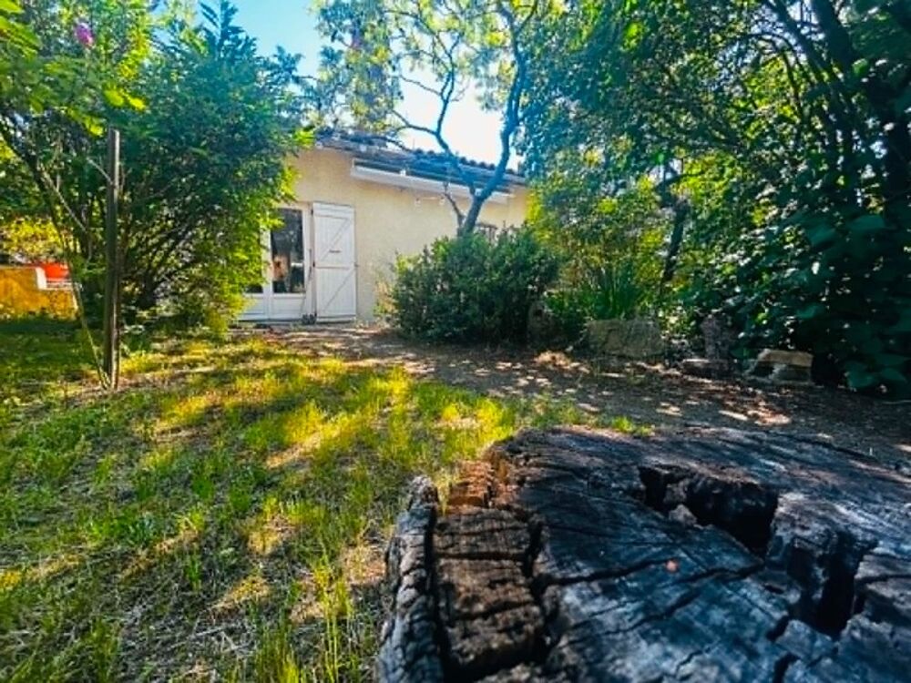 Vente Maison MAISON 100 M² AU CALME SANS VIS A VIS, 3 CHAMBRES, TERRAIN DE 859 m², TERRASSE DE 30m²,  GARAGE, DOUBLE VITRAGE, POMPE A CHALEUR Feurs