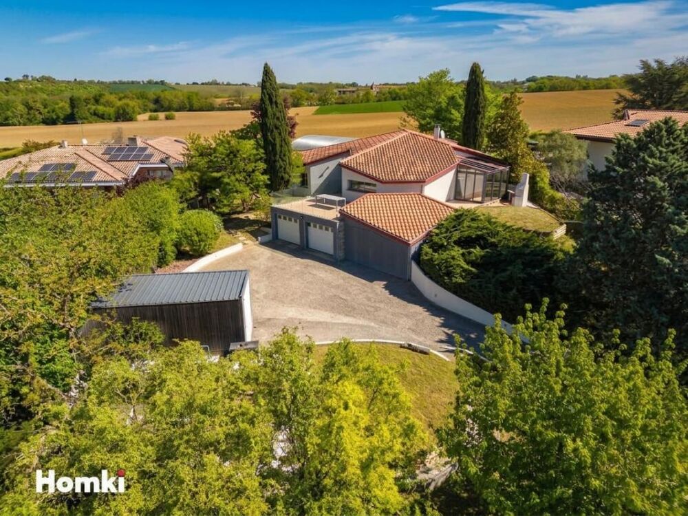 Maison d'architecte d'exception à Beaupuy  207 m² sur parcelle de 1 906 m²