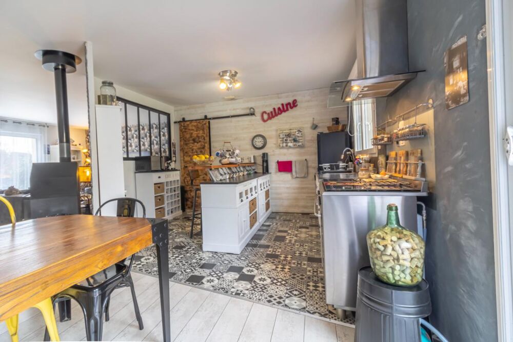 Maison Mennetou Sur Cher 6 pièce(s) 151 m2