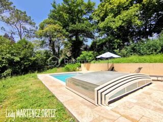  Immeuble à vendre 15 + pièces 360 m²