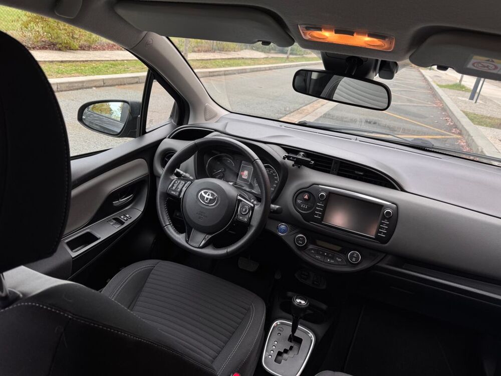Yaris III 1.5 VVT-i 100 Hybrid E-CVT Dynamic - Automatique 2019 occasion 33000 Bordeaux