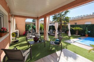 Villa à vendre 8 pièces 204 m²