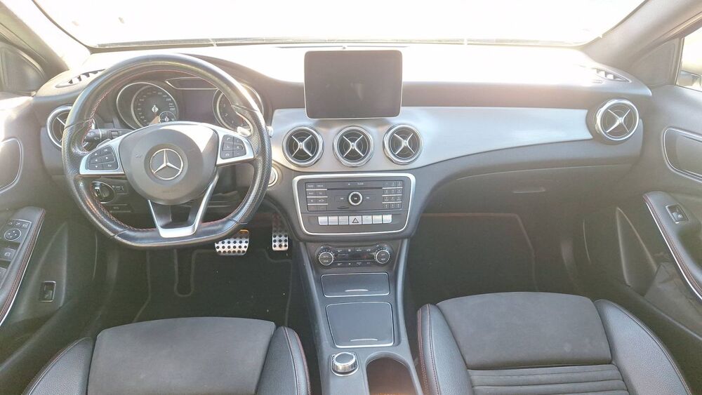 Classe GLA 200 156 7G-DCT Business Edition 2018 occasion 59224 Monchaux Sur Ecaillon
