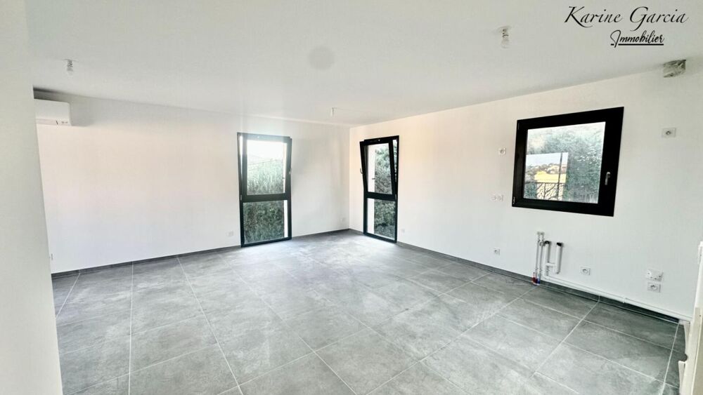 Vente Appartement SIX FOURS LES PLAGES - APPARTEMENT DE TYPE 3 - SUPERFICIE 62 M² -  PARKING SOUS SOL Six fours les plages