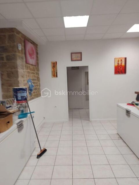  Local commercial rue des Salines 