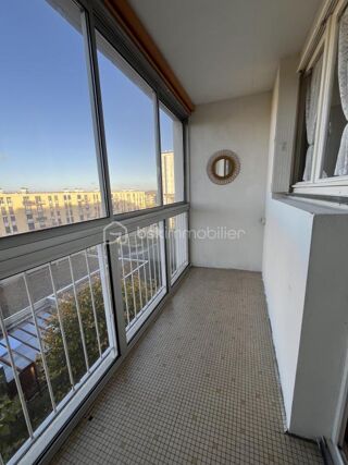  Appartement  vendre 4 pices 77 m