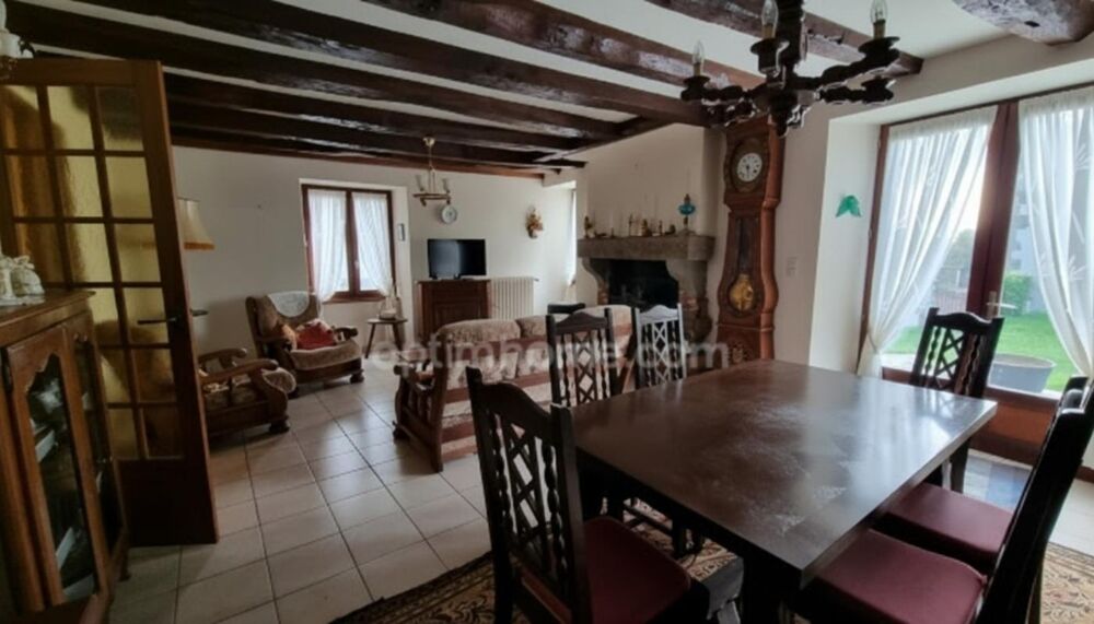 Vente Maison Bel ensemble immobilier de caractère - deux maisons, grange et dépendances sur 2 213 m² Petit village du nord de la Haute-Vienne Darnac