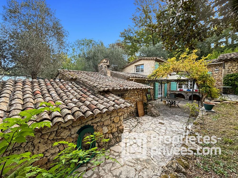Bergerie de caractère rénovée 250m²