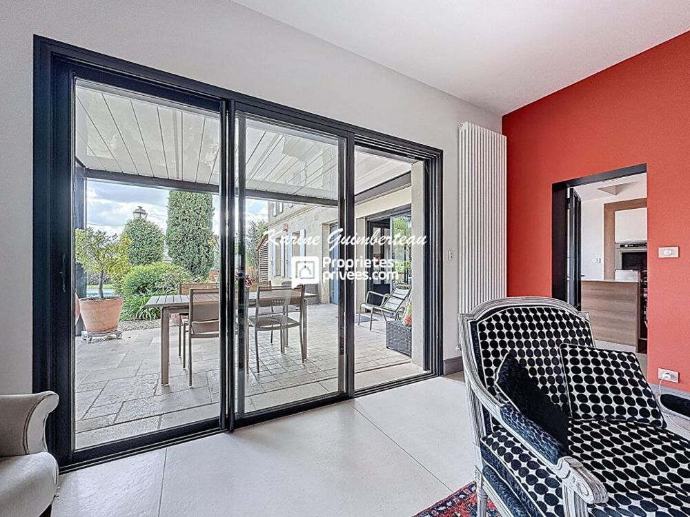 à vendre  Propriété/château Saint-Émilion (33330)