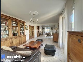  Maison � vendre 10 pi�ces 215 m�