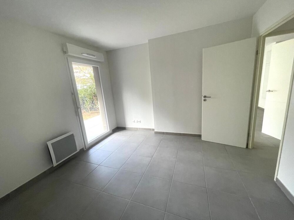 Location Appartement Appartement T2 avec parking et jardin à Sète Sete