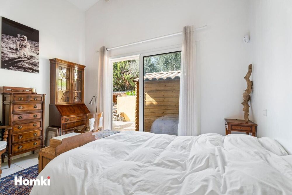 � vendre  Villa Grasse (06130)