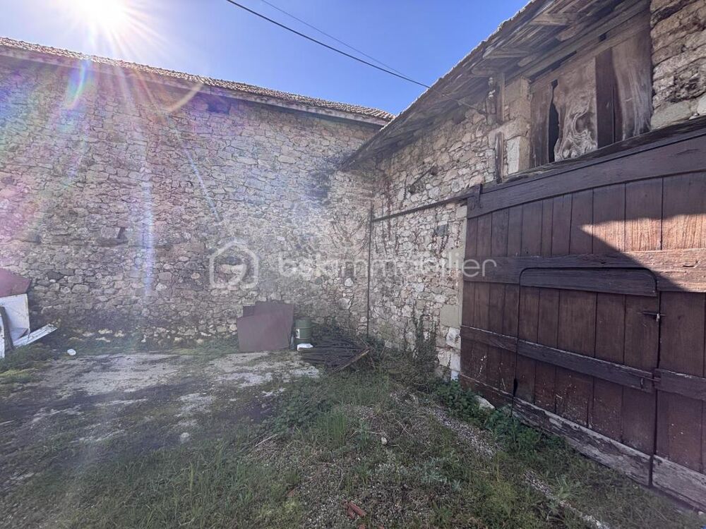 Vente Maison SAINT-JEAN-DE-CHEVELU  - Ancien corps de ferme à rénover intégralement Saint jean de chevelu