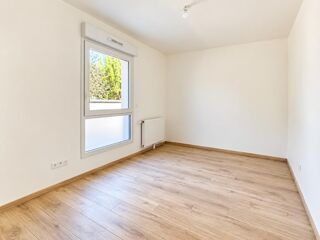  Appartement à louer 2 pièces 42 m²
