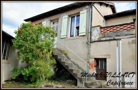 Dpt Allier (03), à vendre NEUILLY LE REAL maison P6 de 200 m² - Terrain de 594,00 m² 92700 Neuilly-le-Ral (03340)