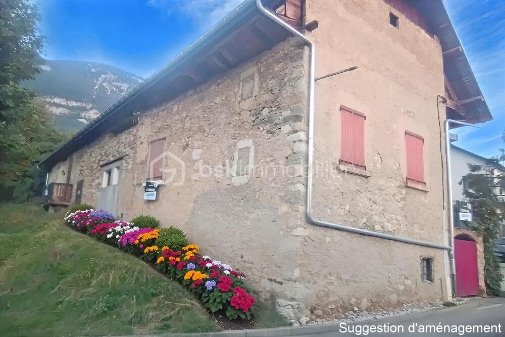 Vente Maison Grand corps de ferme composé de 2 maisons mitoyennes et 800m² de terrain Pugny chatenod