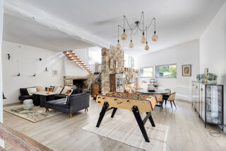  Maison  vendre 8 pices 233 m