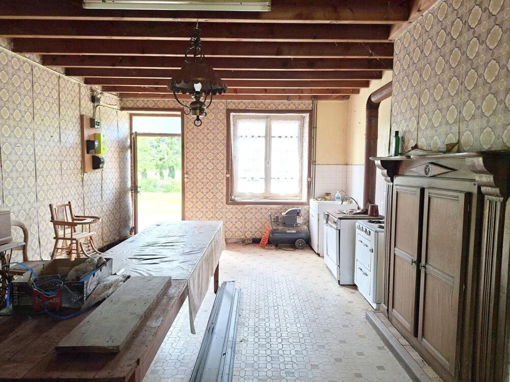 Propriete à vendre 7 pièces LE PAS (53)