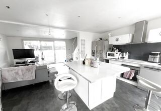  Villa  vendre 4 pices 90 m