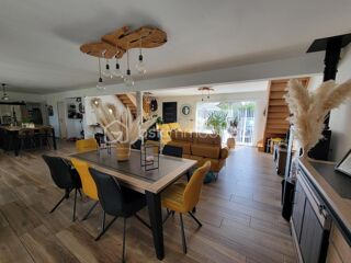  Maison  vendre 8 pices 169 m