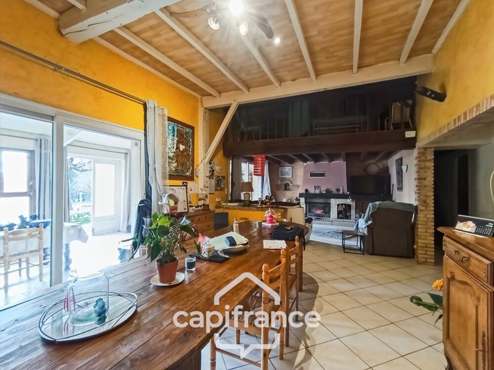 Vente Maison Maison 7 pièces avec piscine, véranda, hangar et grand terrain VILLENEUVE SUR LOT (47) Villeneuve sur lot