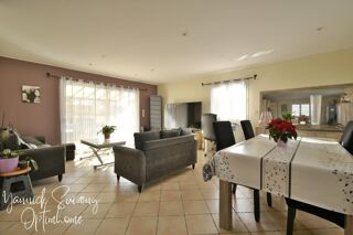  Villa à vendre 5 pièces 136 m²