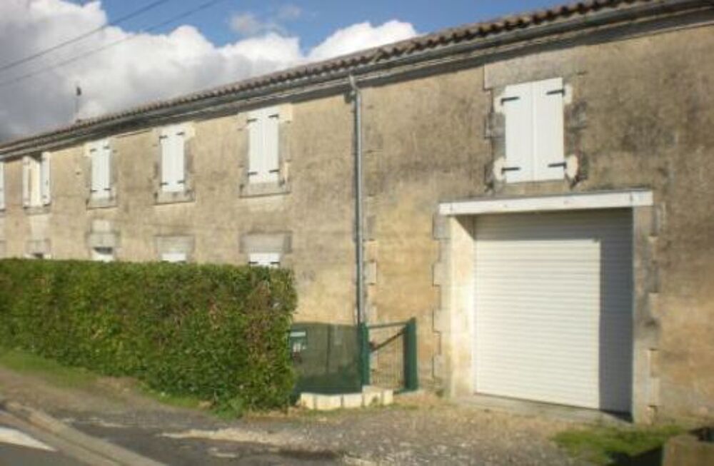 Location Appartement Appartement de 100m2 à louer sur Saint-Aubin-de-Blaye Saint aubin de blaye