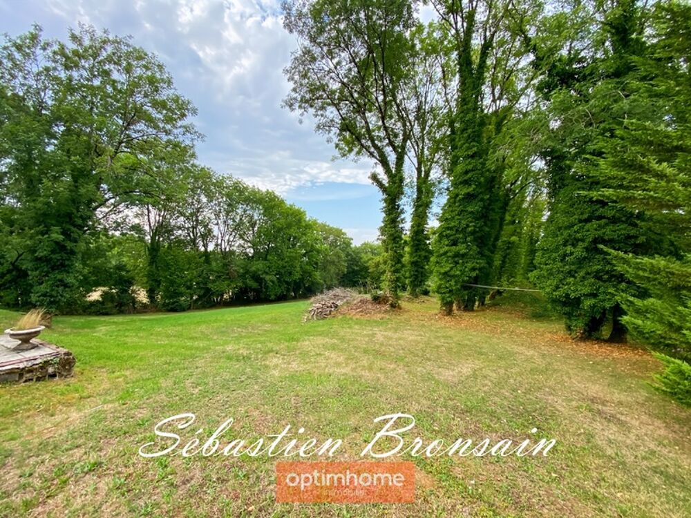 NOUVEAU PRIX  À 10 minutes de Lons-le-Saunier  Maison de 250 m² sur 4 250 m² de terrain