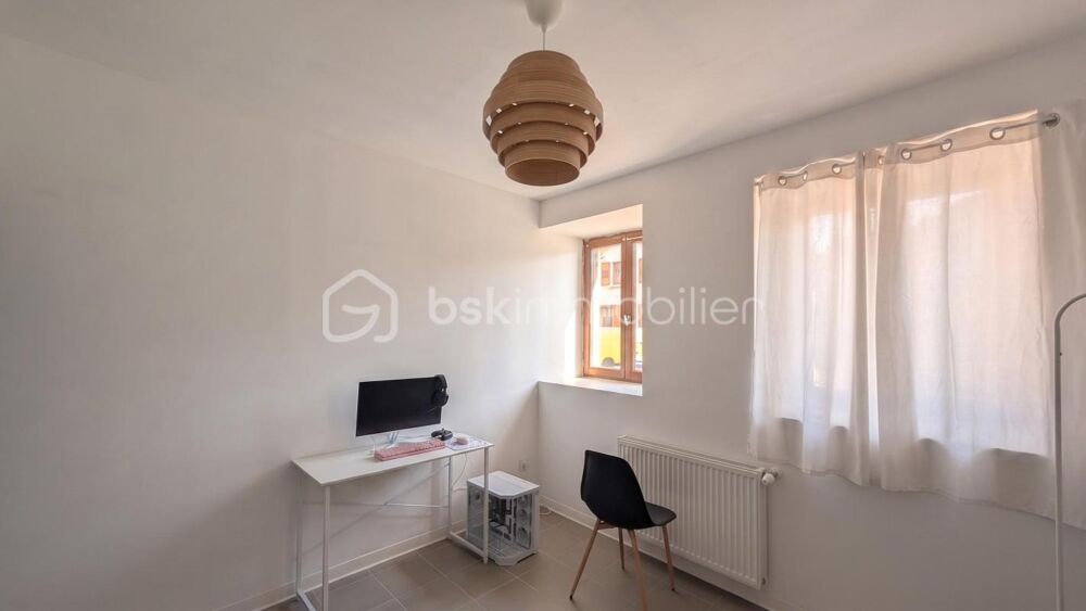 Vente Appartement Appartement T3 80 m² loué – rendement indicatif 6,7 % – Wisches Wisches