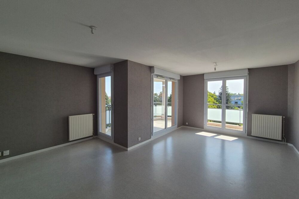 RESIDENCE CLOVIS HUGUES 2 - 3 PIECES BALCON GARAGE CAVE - ORADOU
