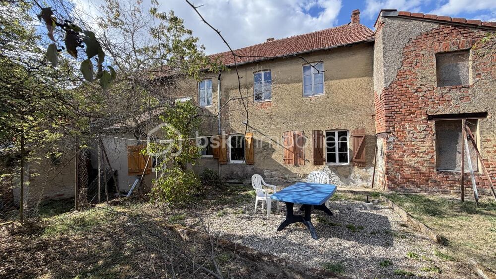 Vente Maison Amoureux des vieilles pierres ? Vous êtes bricoleur et recherchez un projet à façonner à votre image ? Vous êtes au bon endroit Vittersbourg