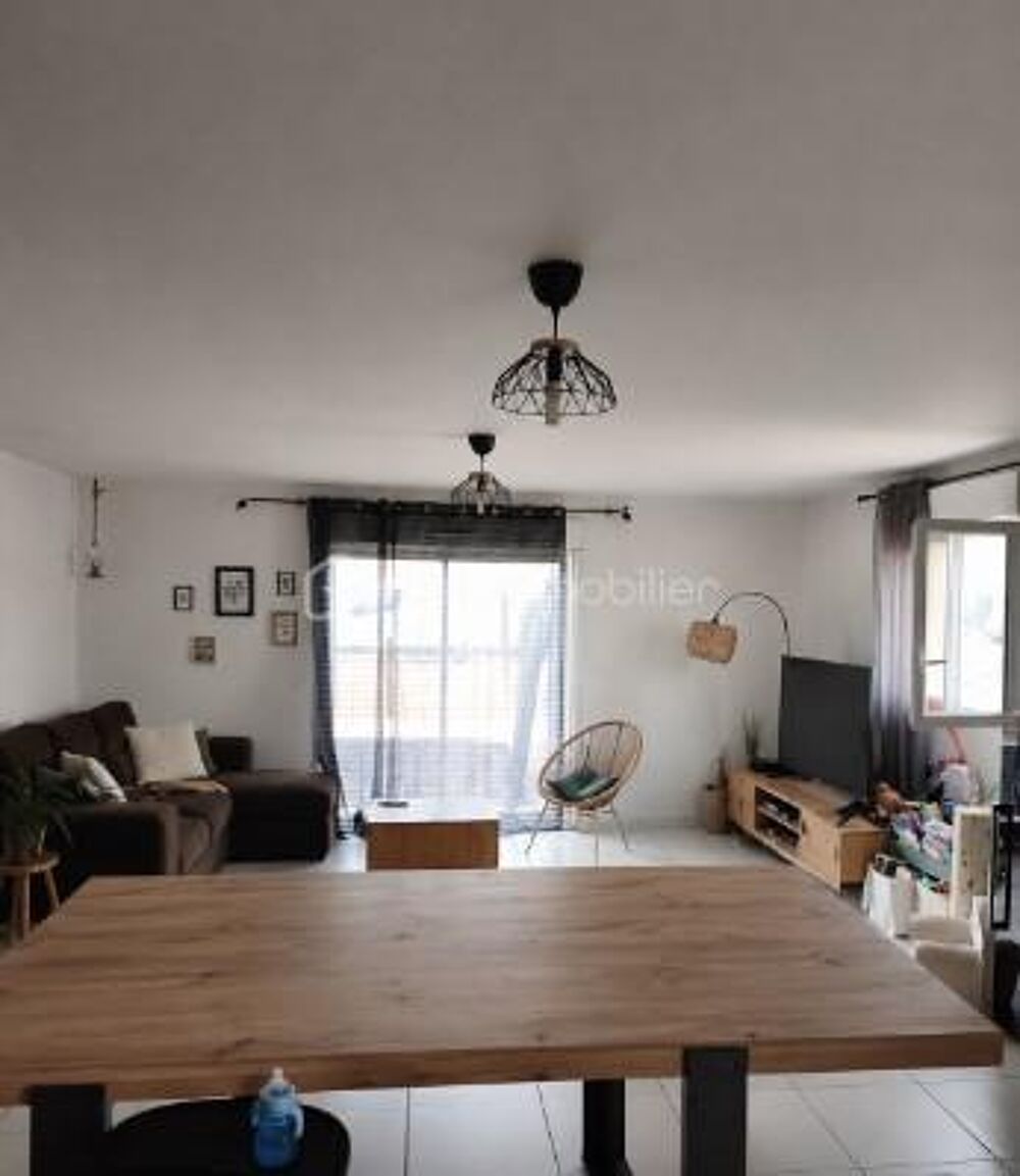 PAVILLON DE PLAIN PIED DANS LOTISSEMENT
