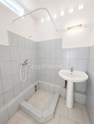  Appartement � louer 4 pi�ces 122 m�