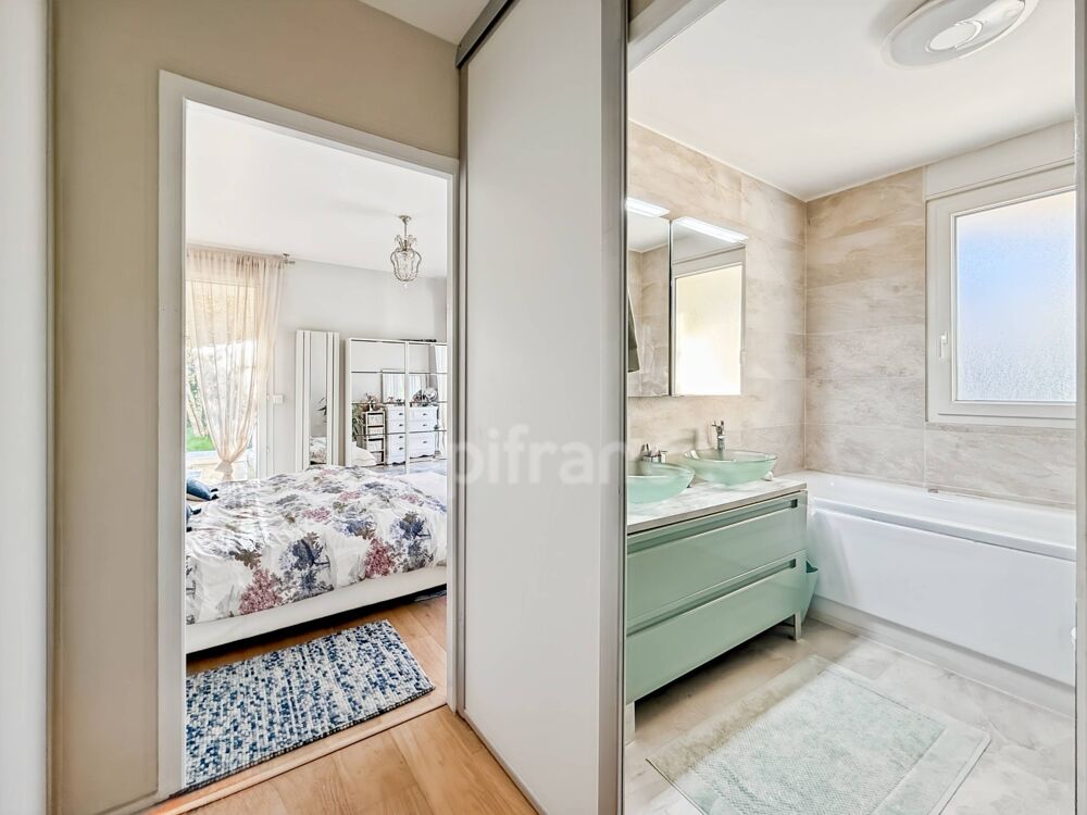 à vendre  Appartement Divonne-les-Bains (01220)