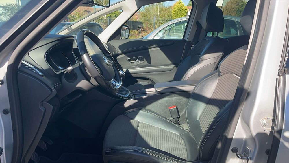 Sc&eacute;nic IV 1.7 Blue dCi 150 Intens 2019 occasion 45640 Sandillon