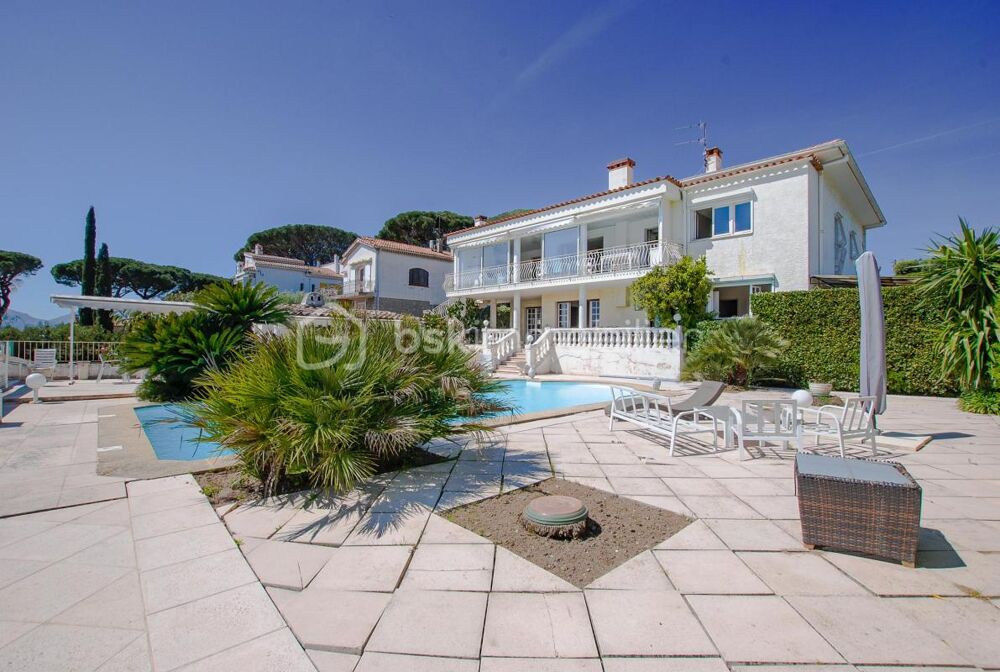 Demeure de caractère avec vue mer, piscine et multiples logements indépendants
