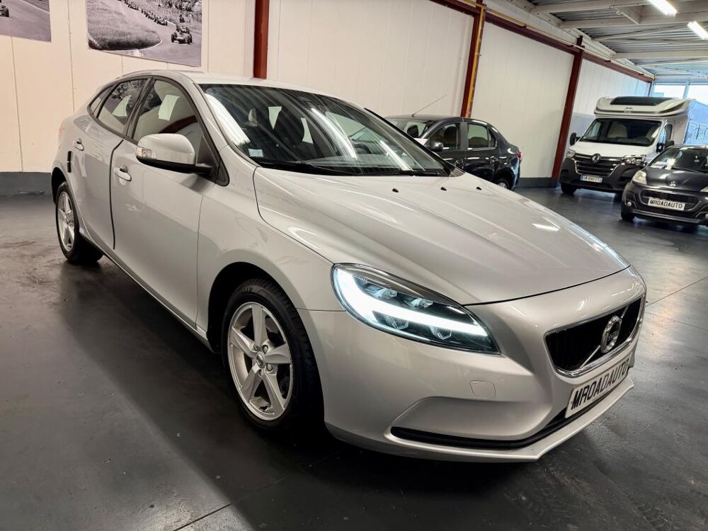 V40 2.0 T2 122ch 2018 occasion 59700 Marcq-en-Barœul