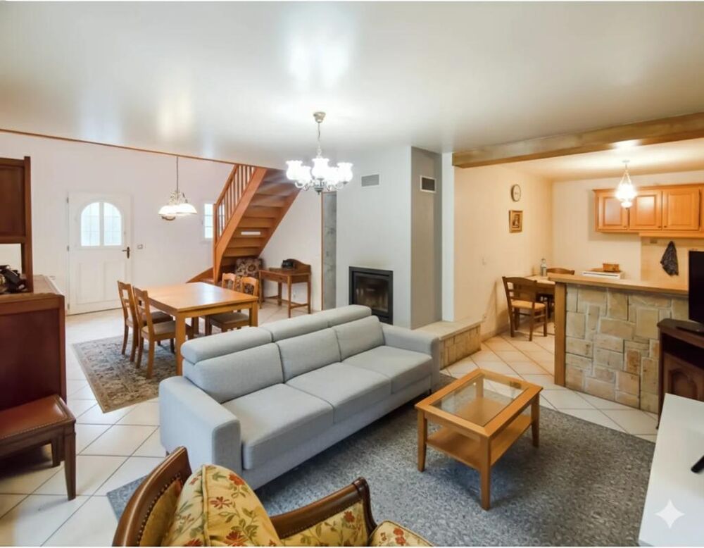 Vente Maison Charmante maison 5 pièces 94 m² à Glisolles Glisolles